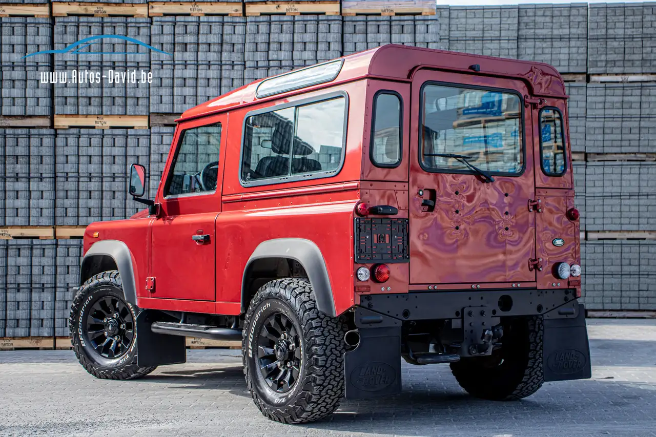 Land Rover Defender 90 VAN TD4 2.4 4X4 / 32.000KM / LICHTE VRACHT — foto 5
