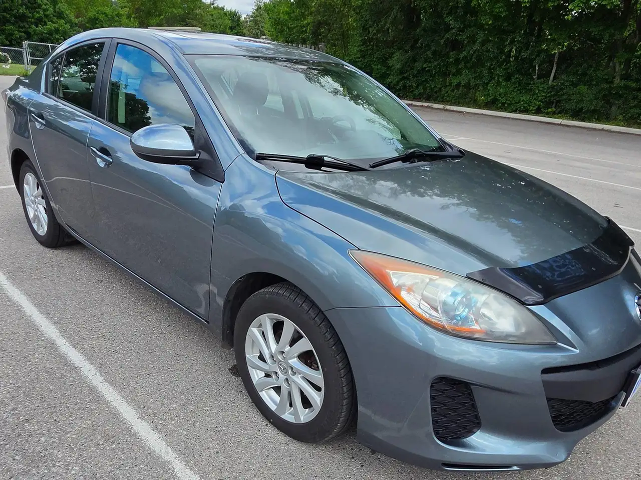 Mazda 3 снимка Mazda 3