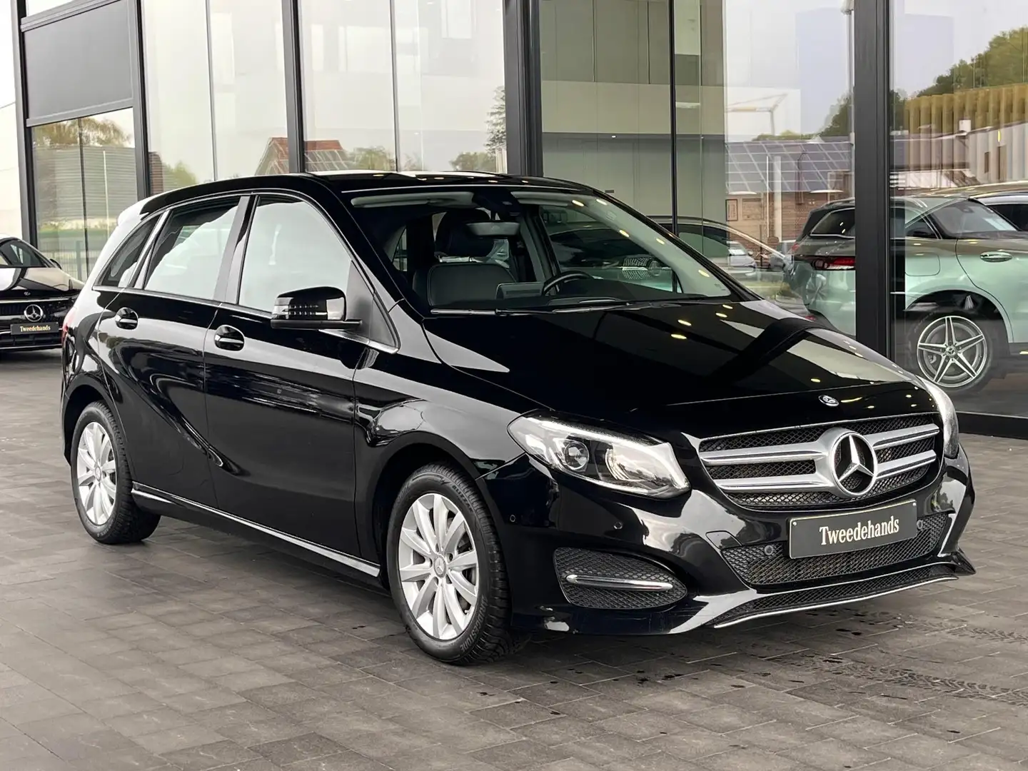 Mercedes-Benz B 180 d Negro - 2