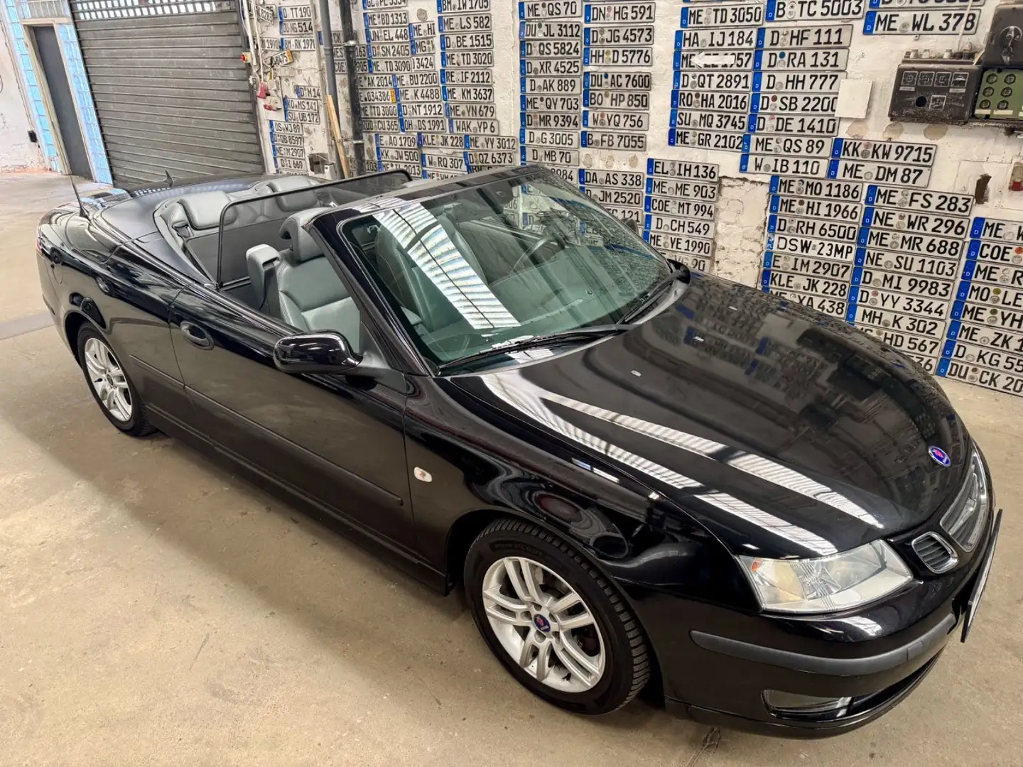 Saab 9-3 Cabriolet 2.0 T Vector *Top Zustand* Schwarz - 2