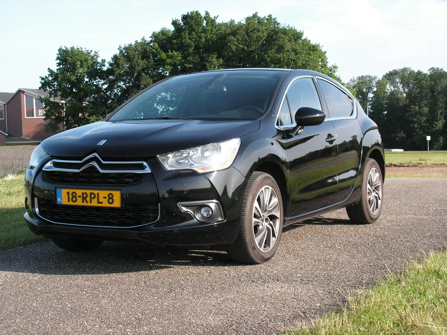 Citroen DS4 DS4 1.6 THP So Chic Zwart - 1