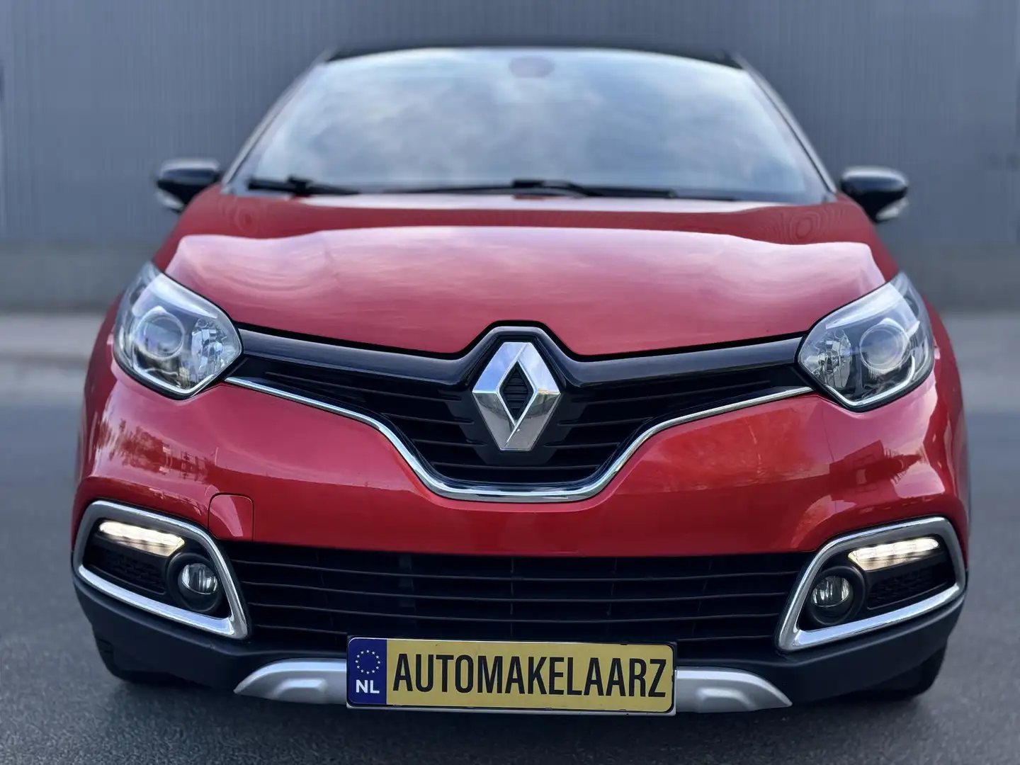 Renault Captur 1.2 TCe Xmod|CAMERA|STOELVERWARMING|KEYLESS| Rood - 2
