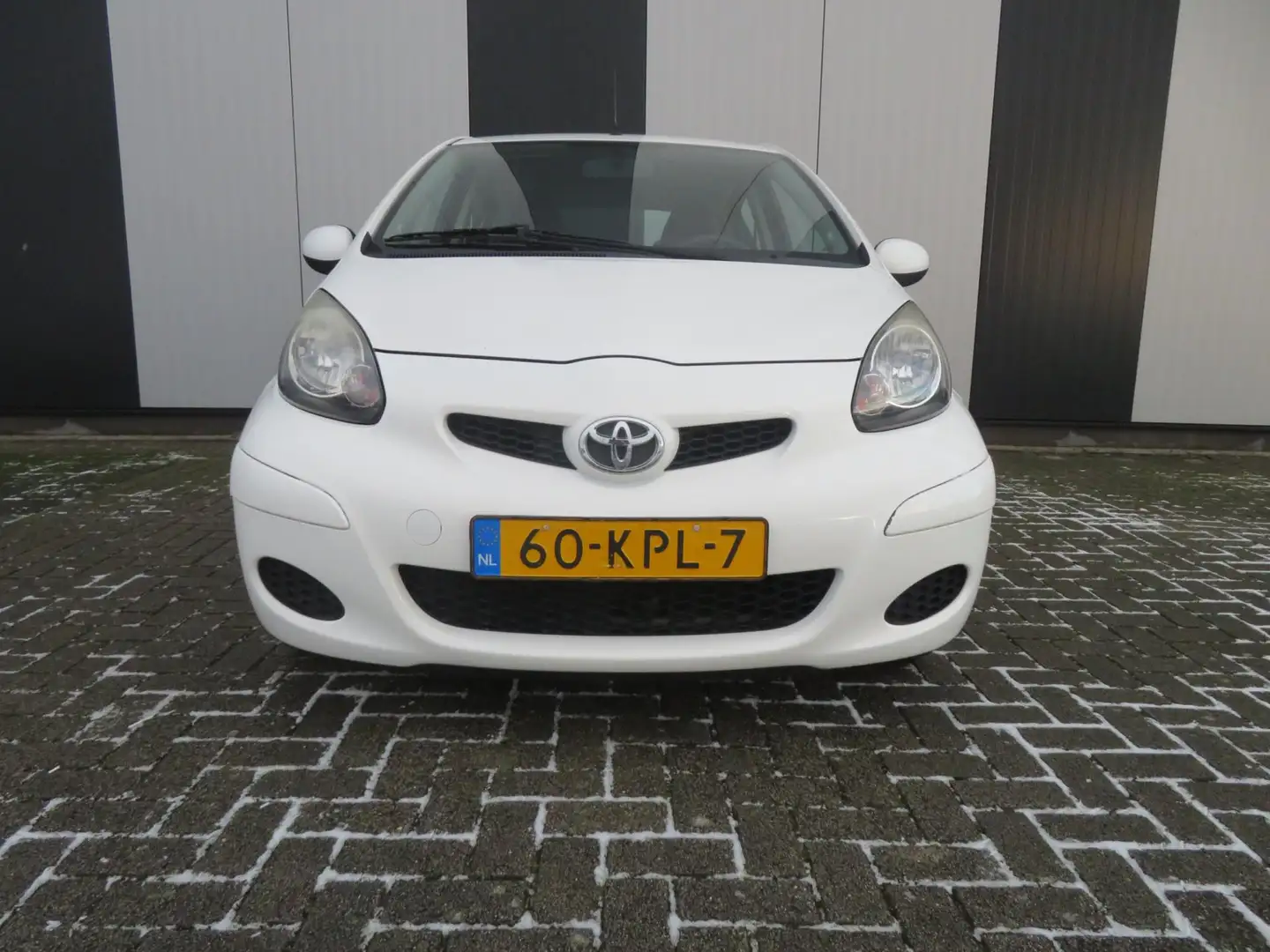 Toyota Aygo 1.0-12V Xcite White Weiß - 2
