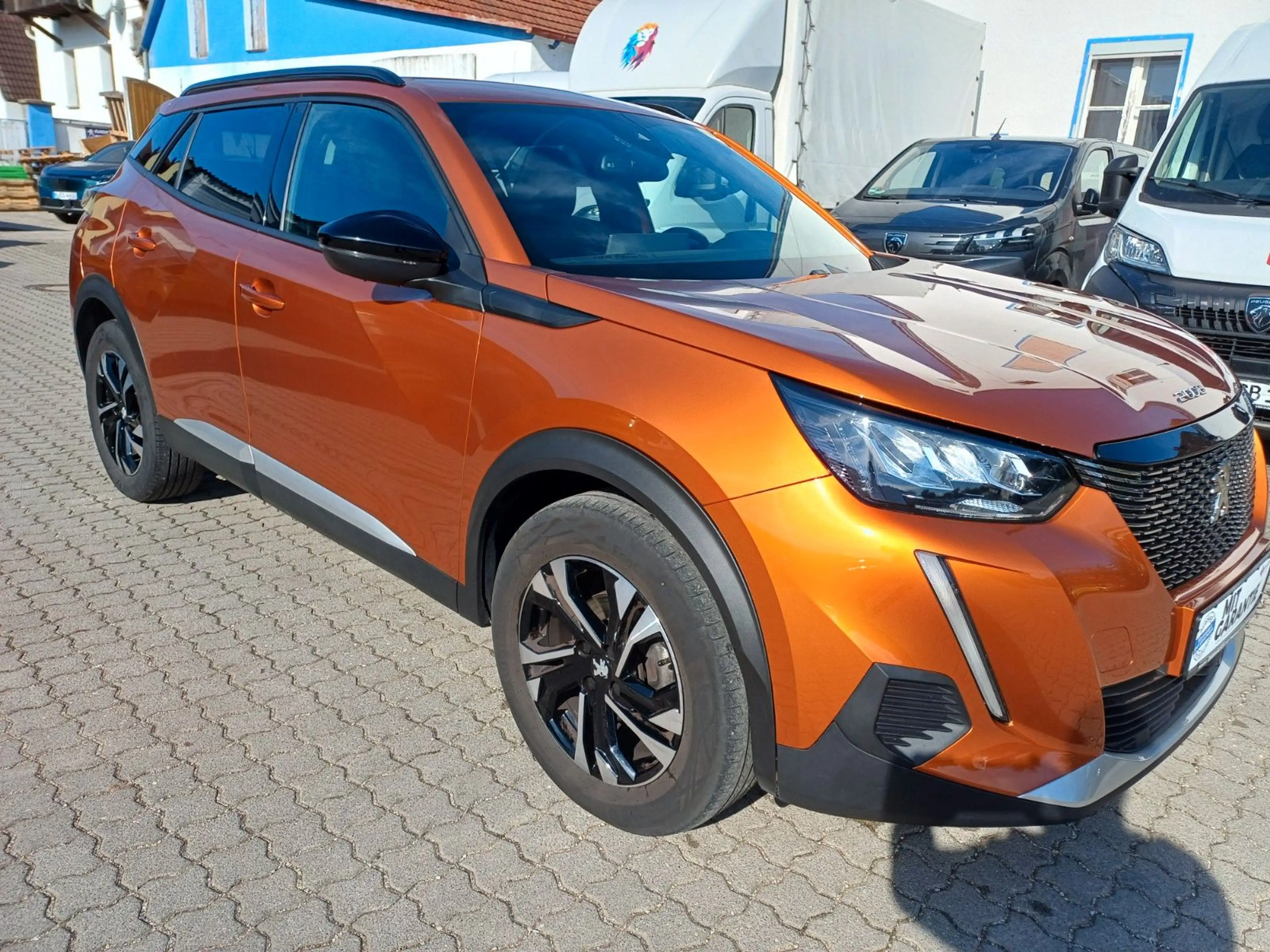 Peugeot 2008 PureTech 130 Allure, LED Kamera — photo 4
