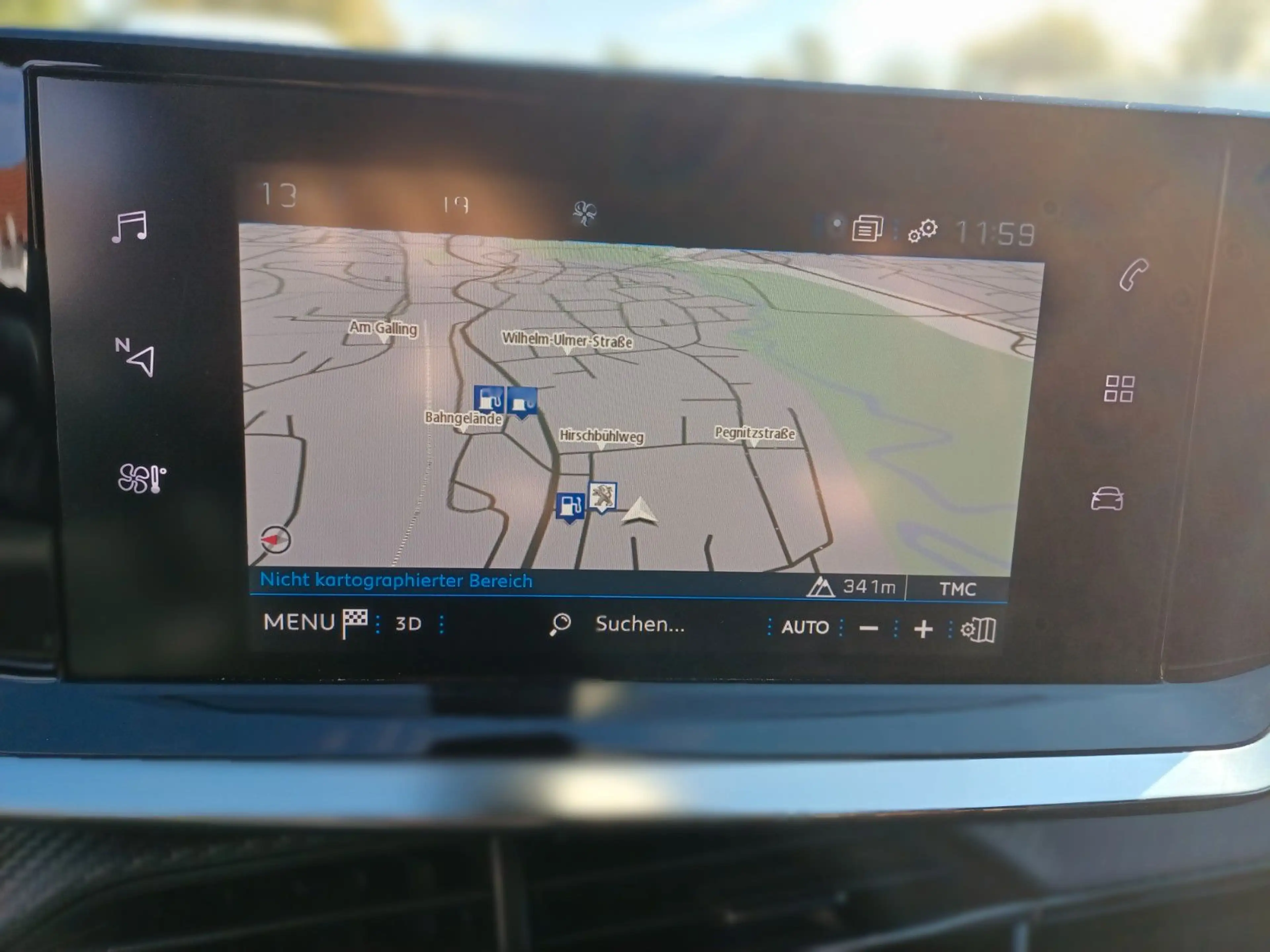 Peugeot 2008 PureTech 130 Allure, LED Kamera — photo 11