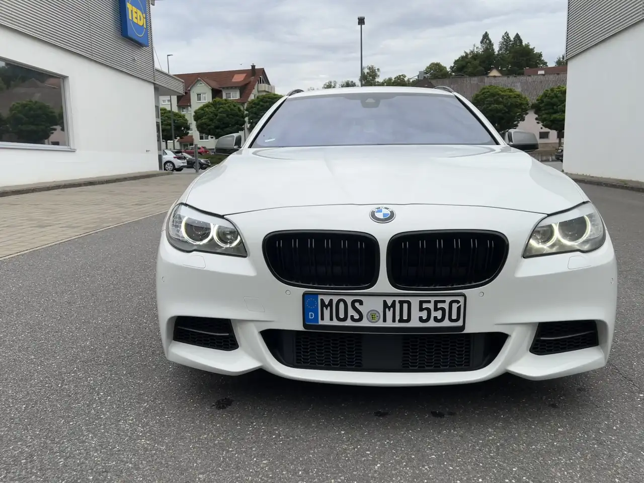 BMW M550