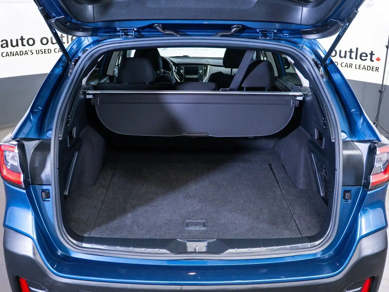 Subaru OUTBACK снимка Subaru OUTBACK