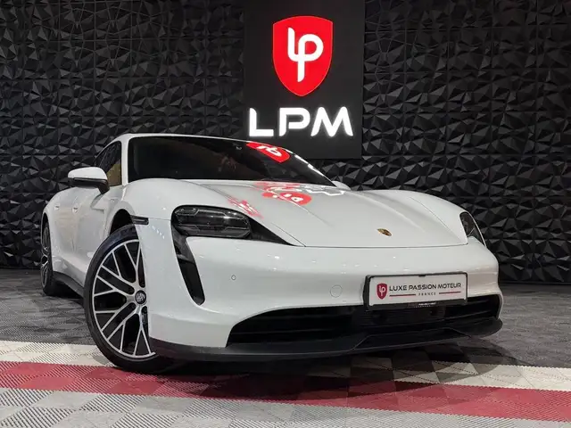 Porsche Taycan view 2