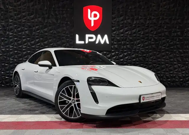 2021 Porsche Taycan in White for sale