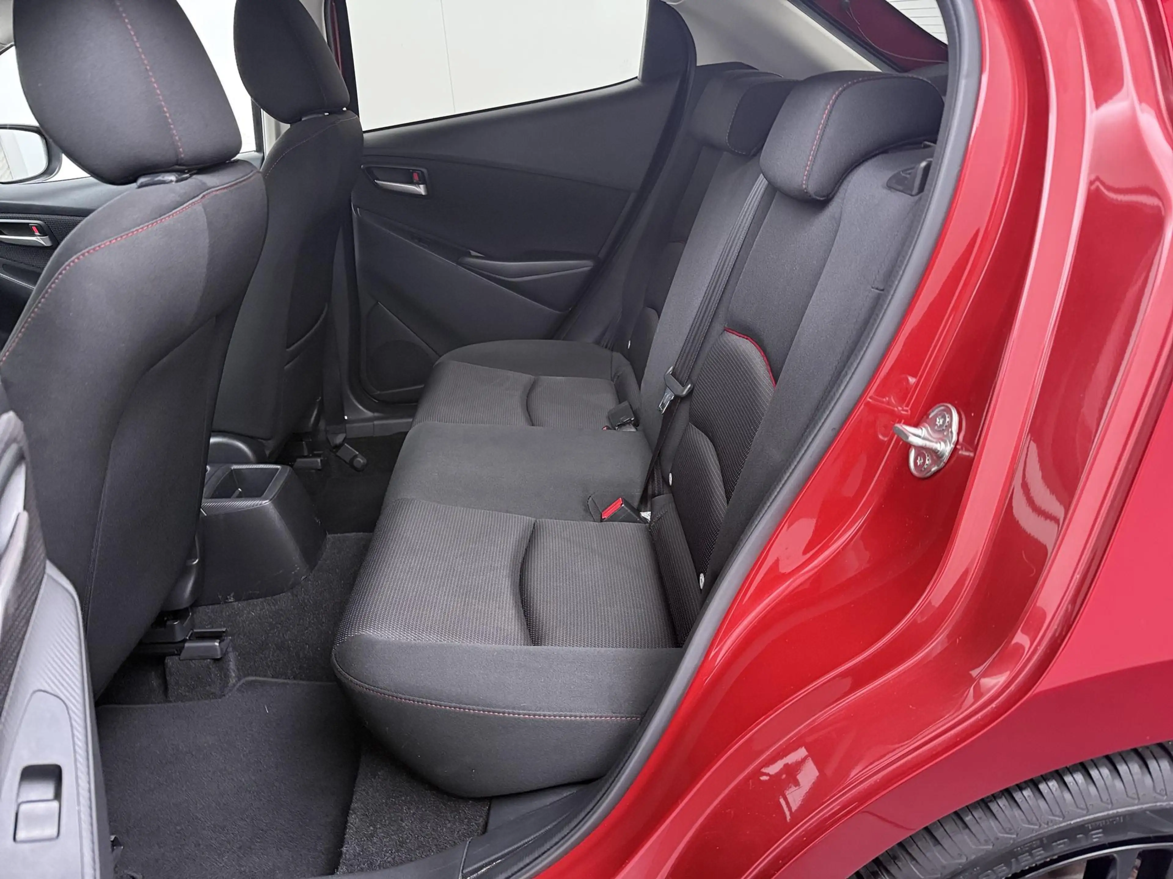 Mazda 2 1.5 Skyactiv-G Sportive - Apple Carplay/Android Au — photo 10
