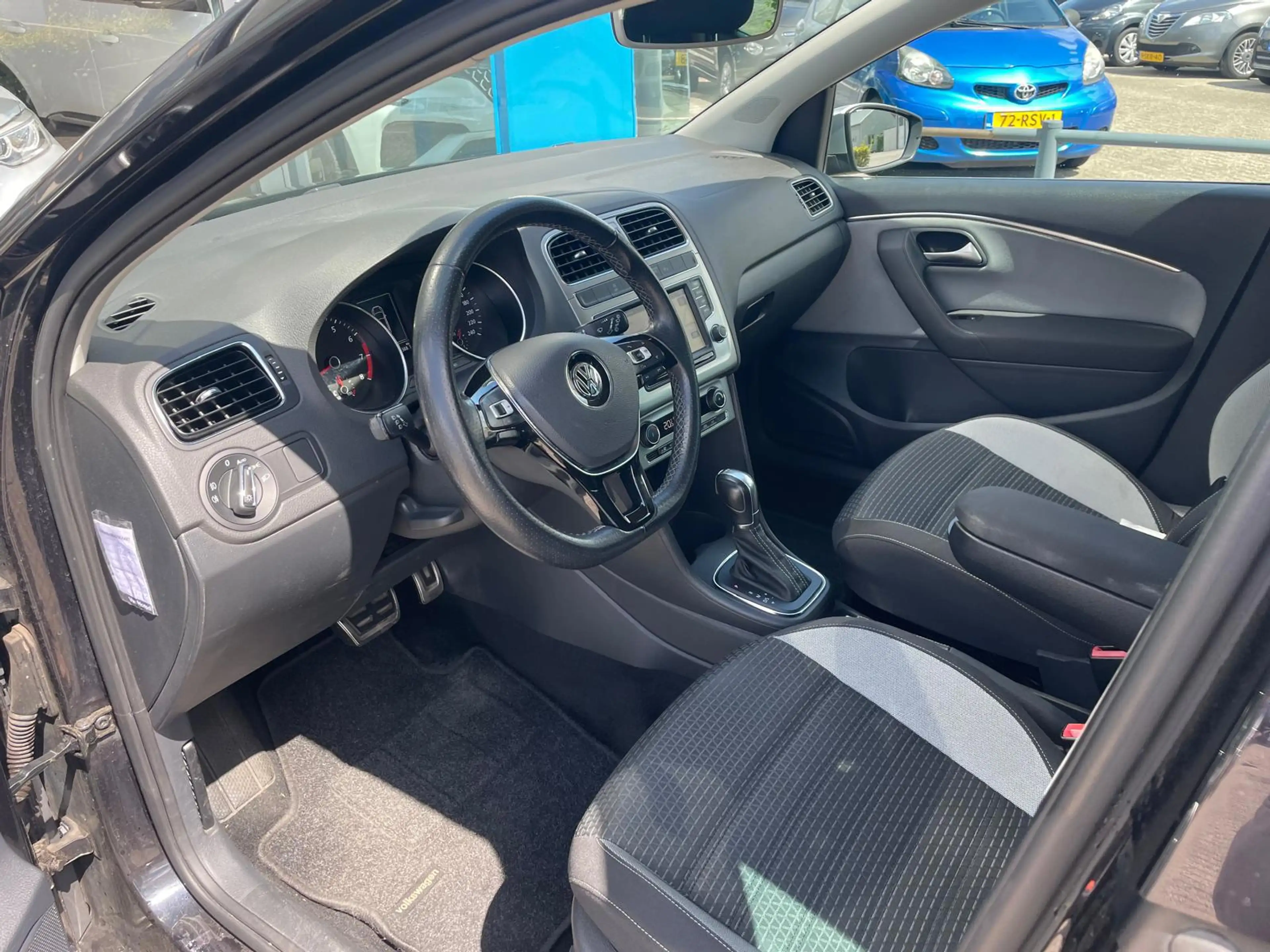 Volkswagen Polo Cross 1.2 TSI — photo 11
