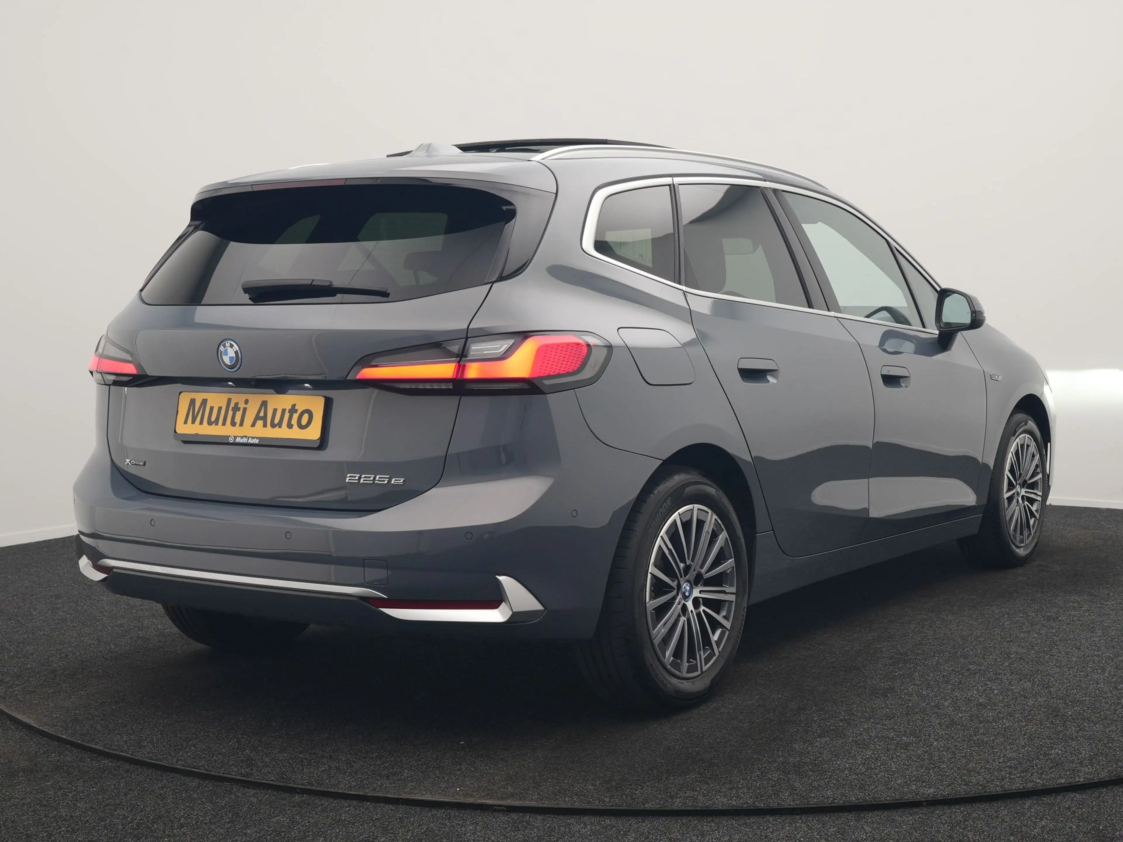 BMW 225 2-serie Active Tourer 225e xDrive Luxury Line PHEV — photo 3