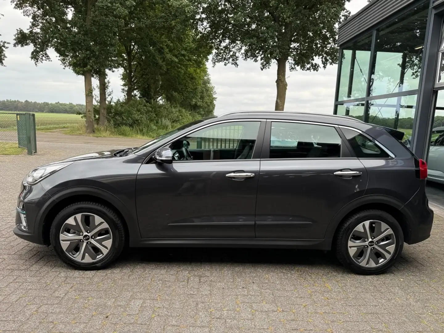 Kia Niro DYNAMICLINE 64 KWH Gris - 2