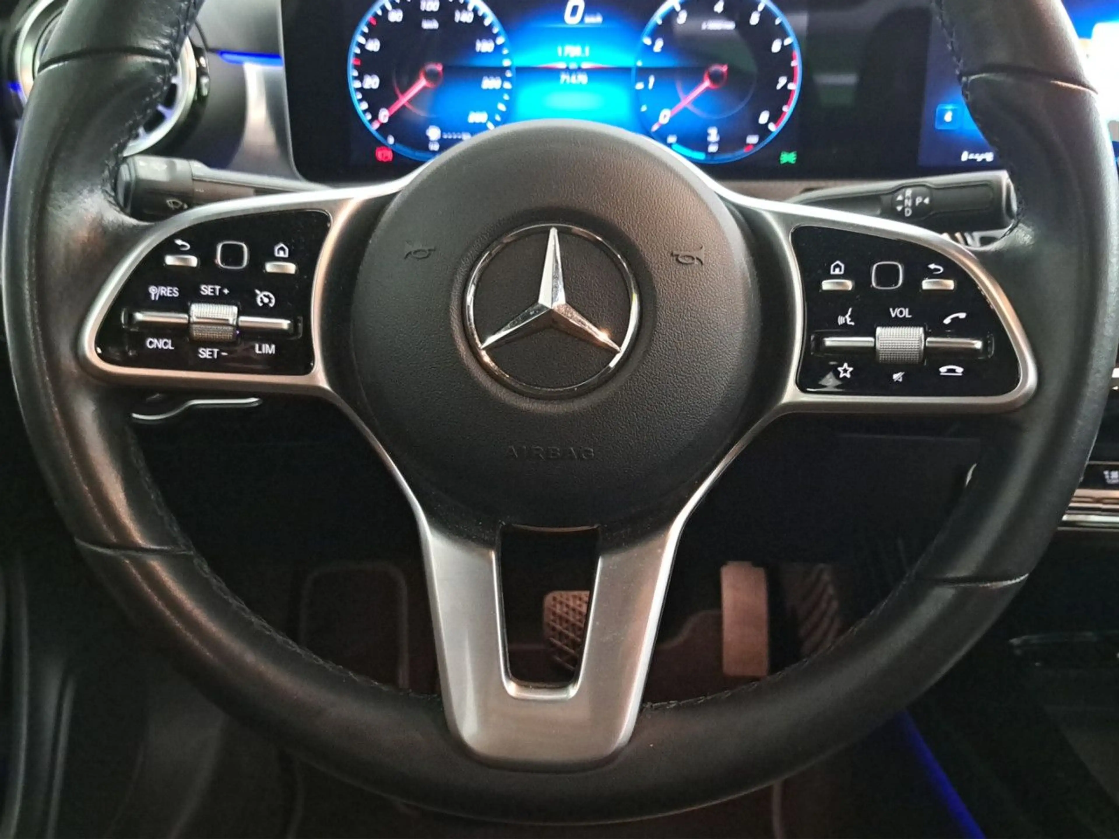 Mercedes-Benz CLA 220 Business 4matic 7-Gang-DCT Bluetooth Navi — photo 10