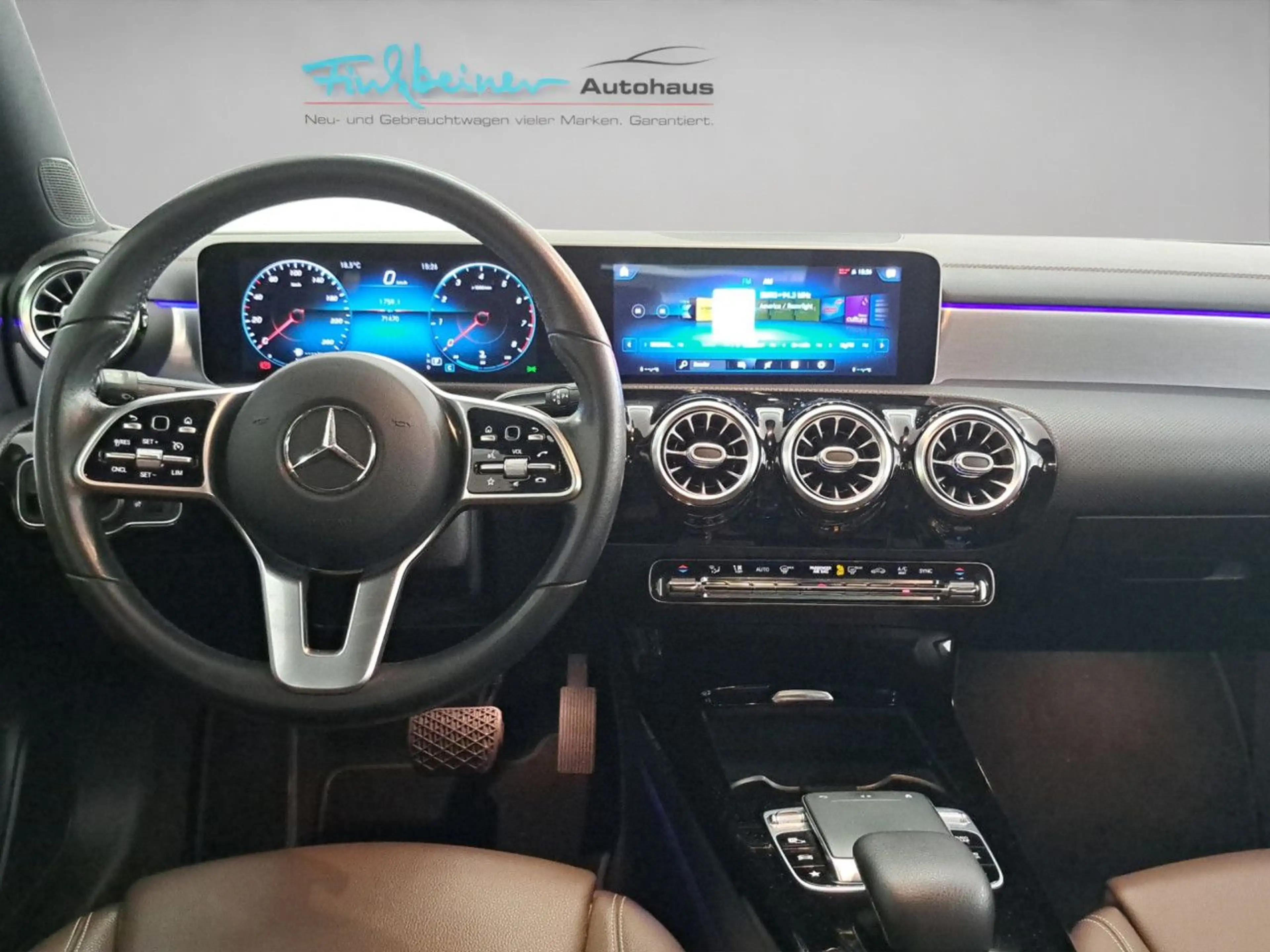 Mercedes-Benz CLA 220 Business 4matic 7-Gang-DCT Bluetooth Navi — photo 9