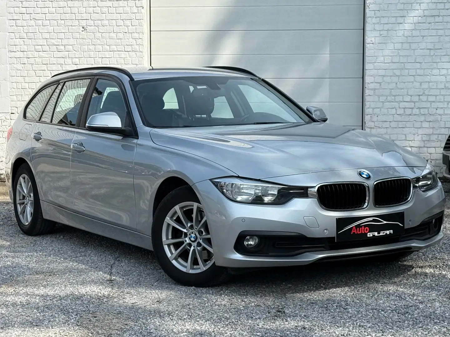 BMW 316 d *2L*Euro6b*PRÊTE À IMMATRICULER*Facelift* Argent - 1