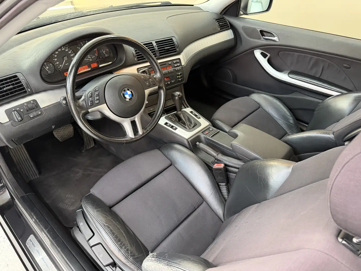 BMW 318 3-serie 318i Executive, 143Pk, 2002, Bijtellingsvr Negro - 2