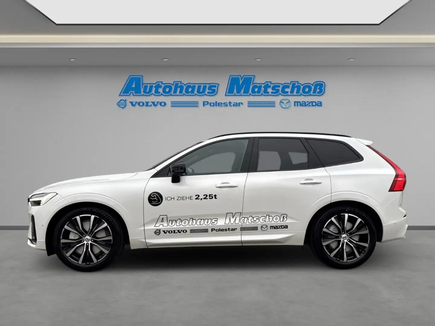 Volvo XC60 Ultra Dark AWD B5 Benzin HUD AD AHK Leder digitale Weiß - 2