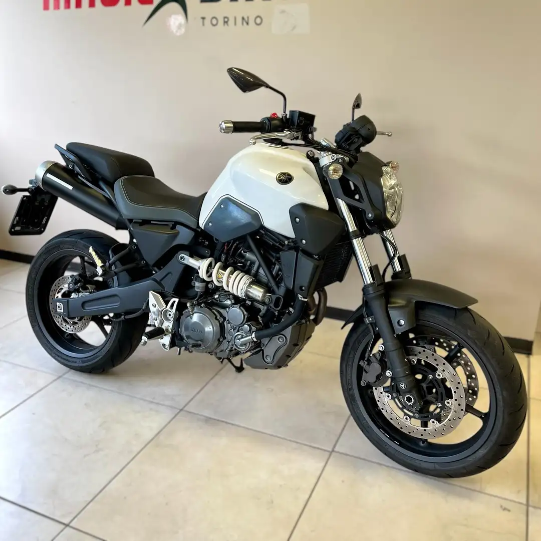 Yamaha MT-03 - 1