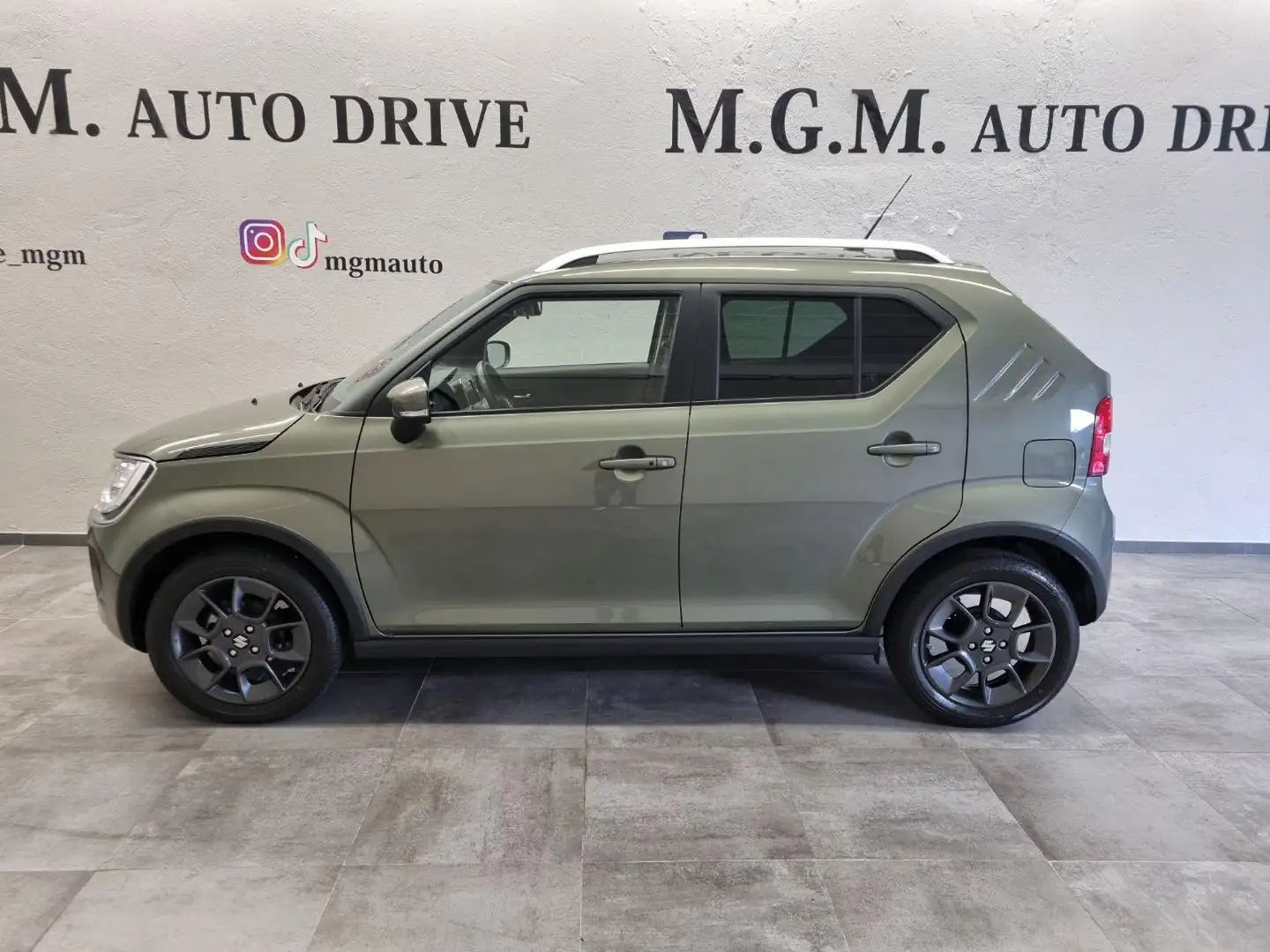 Suzuki Ignis 1.2 Hybrid Top Vert - 2