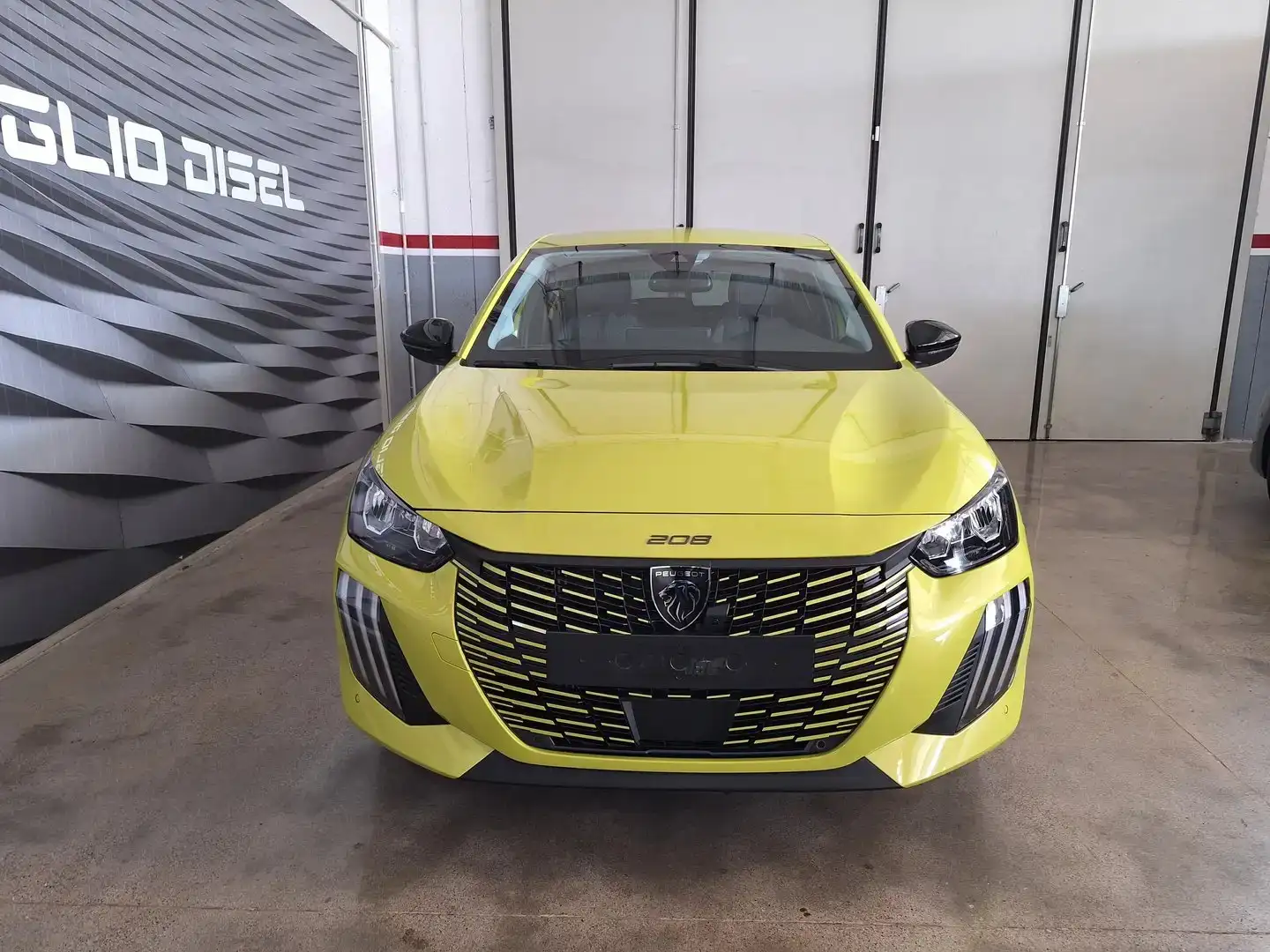Peugeot 208 1.2Hybrid 136cv Allure e-dcs 6 KM0 PRONTA CONSEGNA Geel - 2