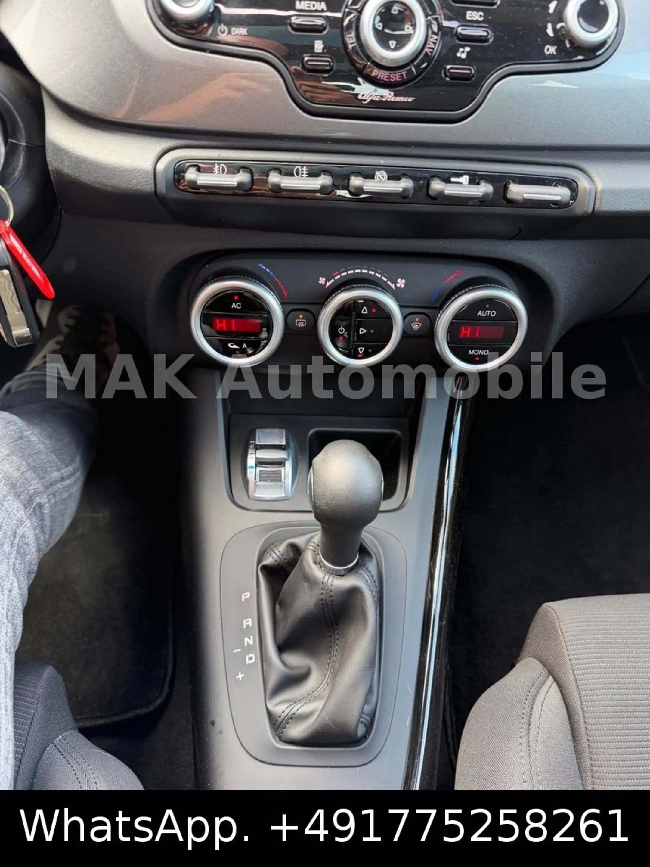 Alfa Romeo Giulietta 1.4 Turismo Sport Navi,Pano,Automatik — photo 14