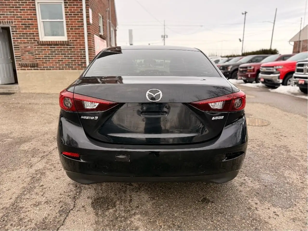 Mazda 3 снимка Mazda 3