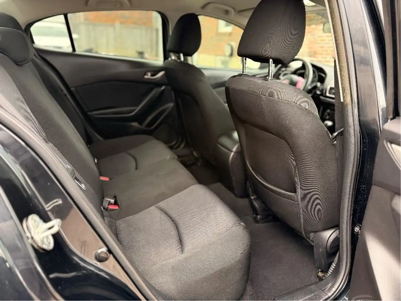 Mazda 3 снимка Mazda 3