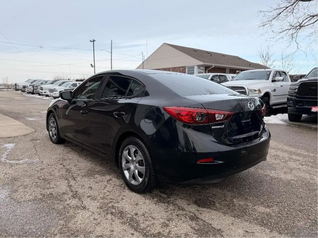 Mazda 3 снимка Mazda 3