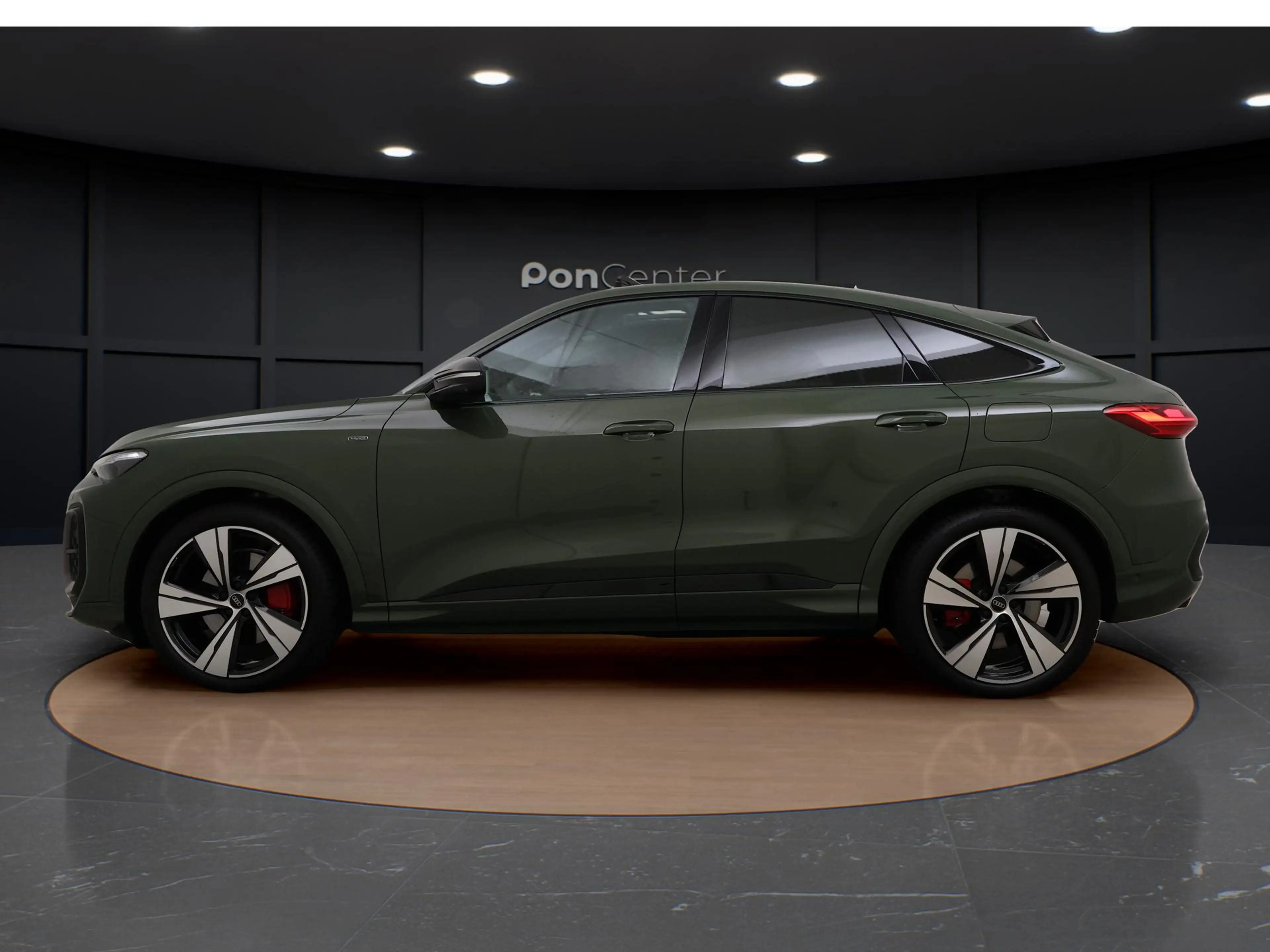 Audi Q5 Sportback 2.0 TFSI e-hybrid quattro S-line | Pano — photo 6