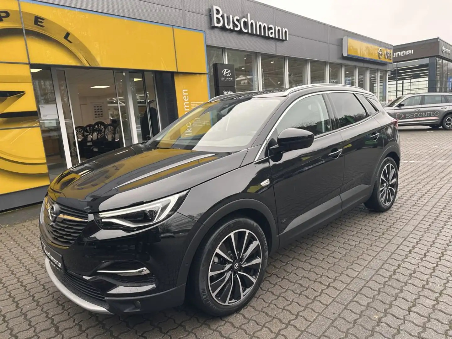 Opel Grandland X Ultimate Plugin Hybrid Negro - 1
