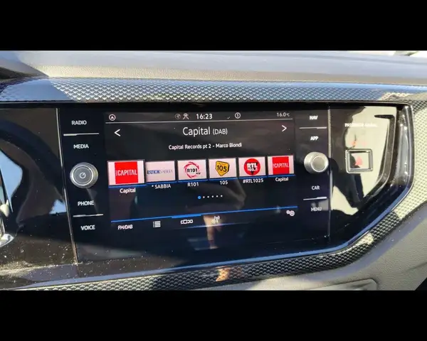 Volkswagen Polo view 12