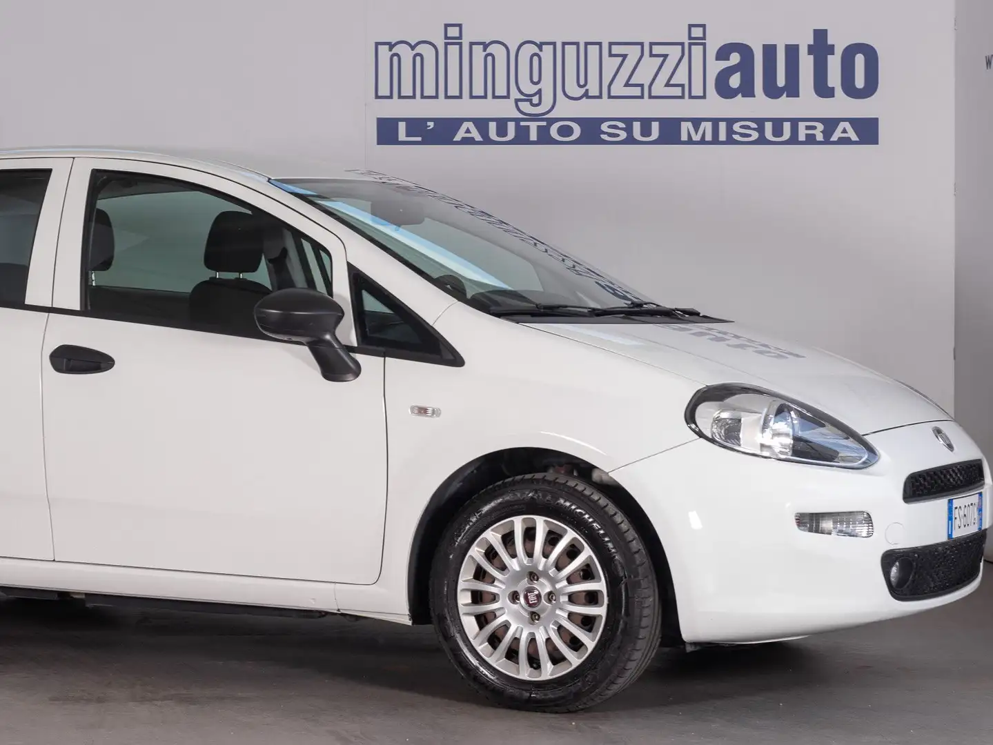 Fiat Punto 1.2 Street 69CV Bianco - 2