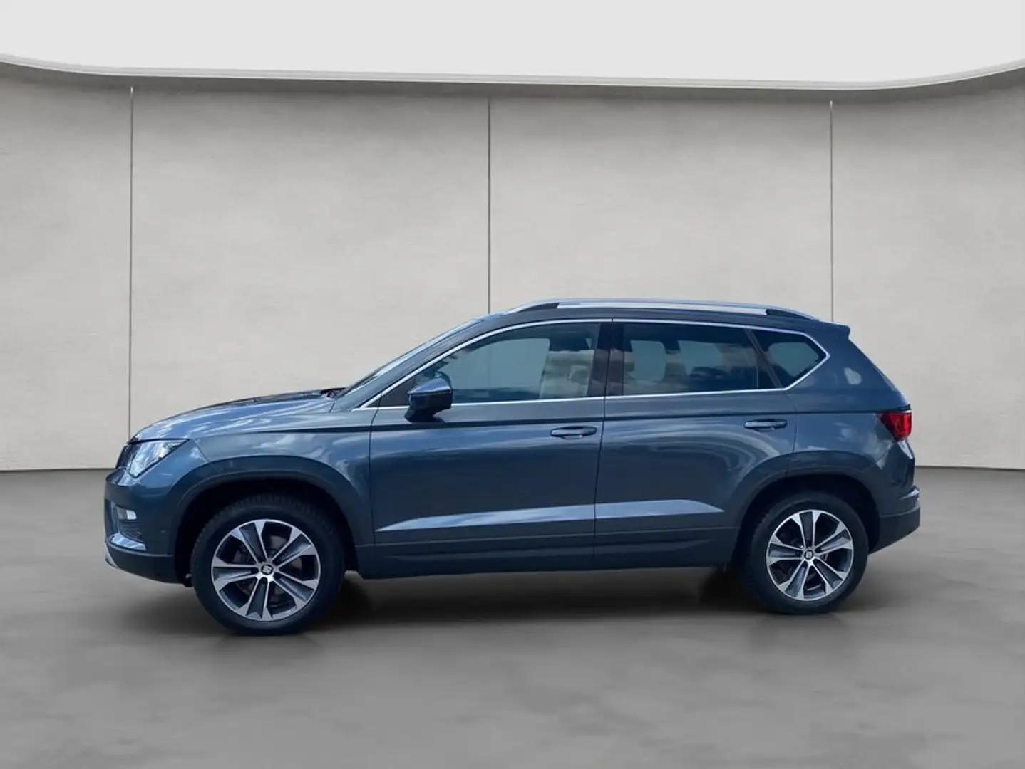 SEAT Ateca 1.5 TSI DSG Style NAV SHZ BEATS AUDIO FULL L Grau - 2