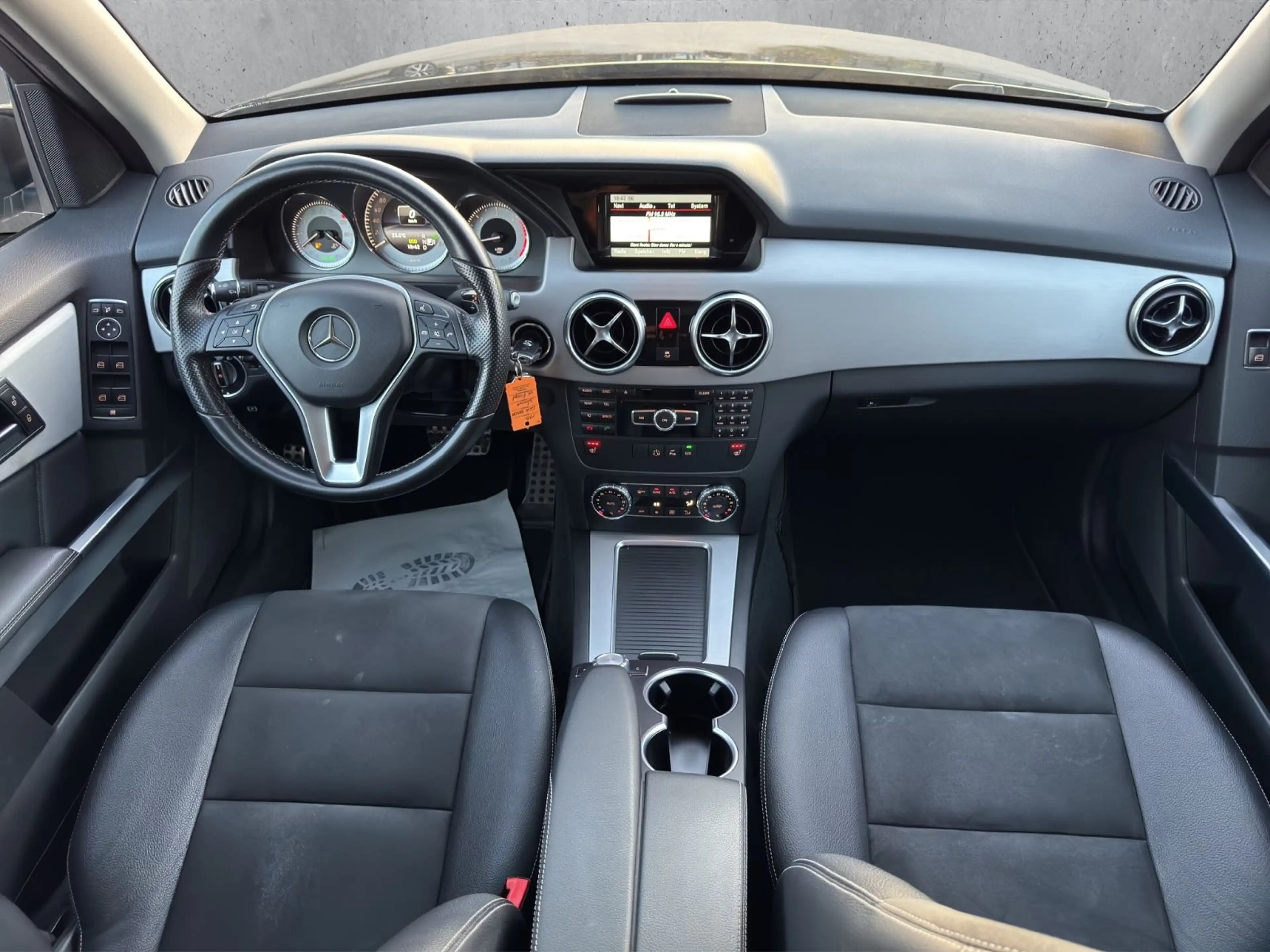 Mercedes-Benz GLK 220 CDI 4Matic°Automatik°Navi°sitzheizung° — photo 13