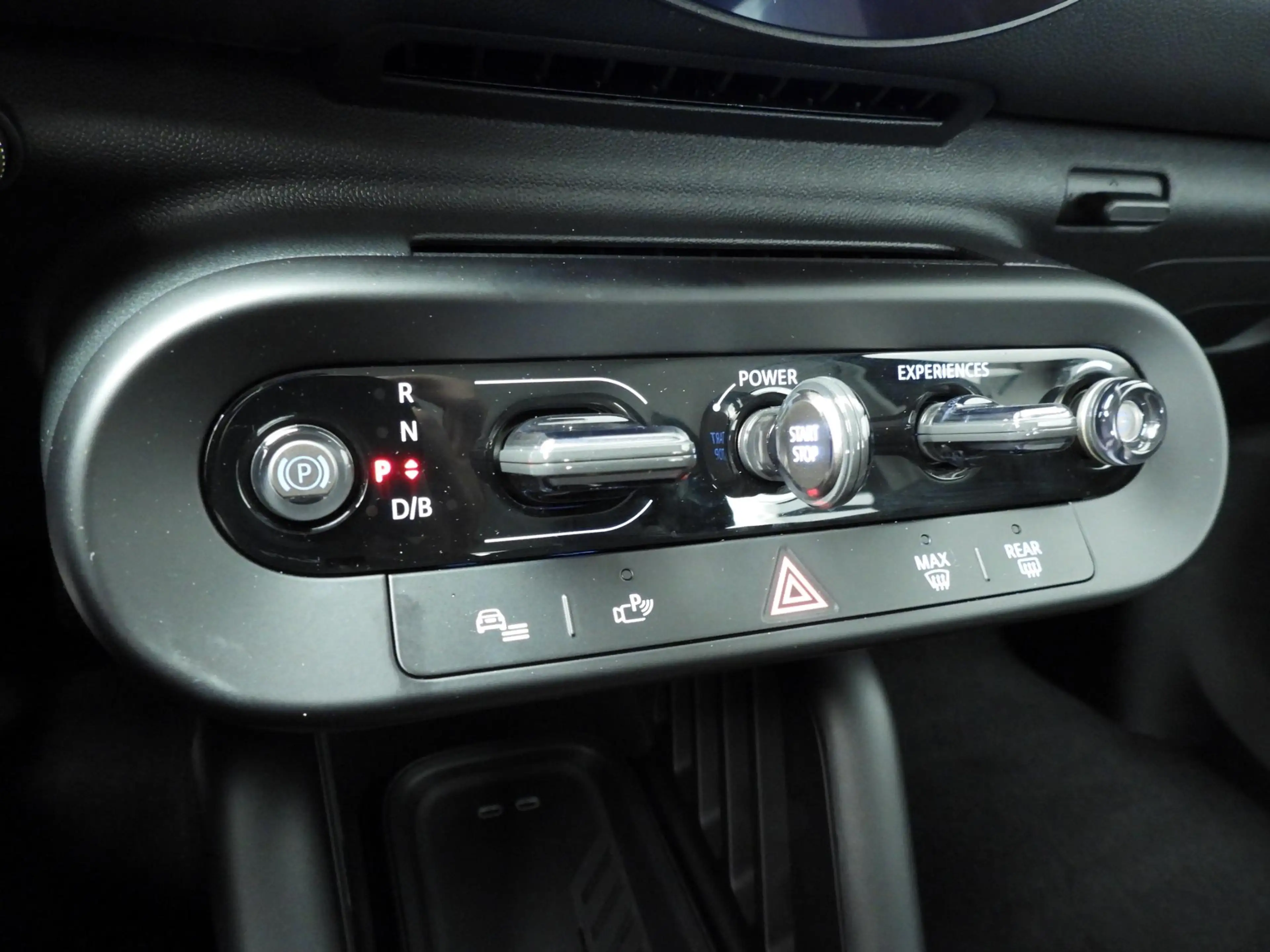 MINI Aceman SE | LED | Navigatie | Clima | Achteruitrijcamera — photo 14