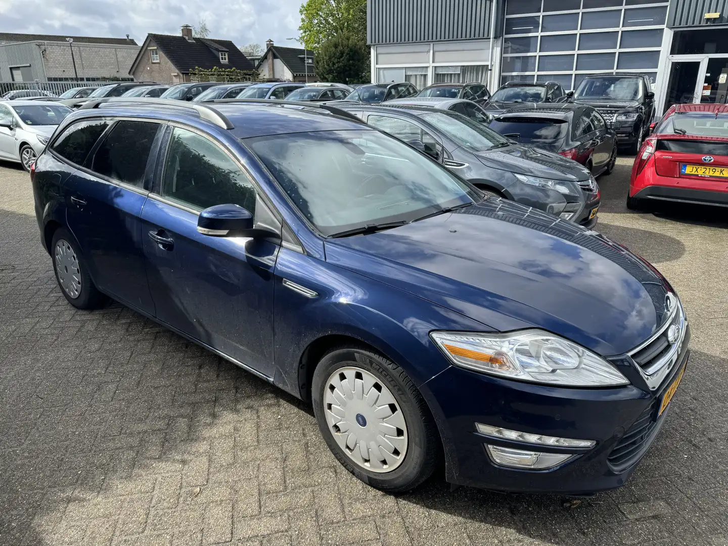Ford Mondeo Wagon 1.6 TDCi ECOnetic Lease Trend Blauw - 1