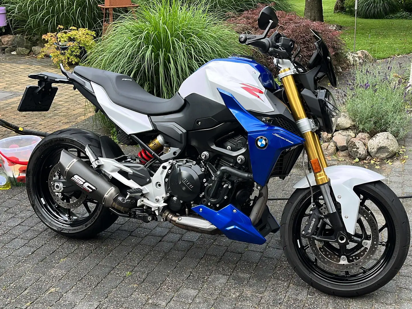 BMW F 900 R Blauw - 2