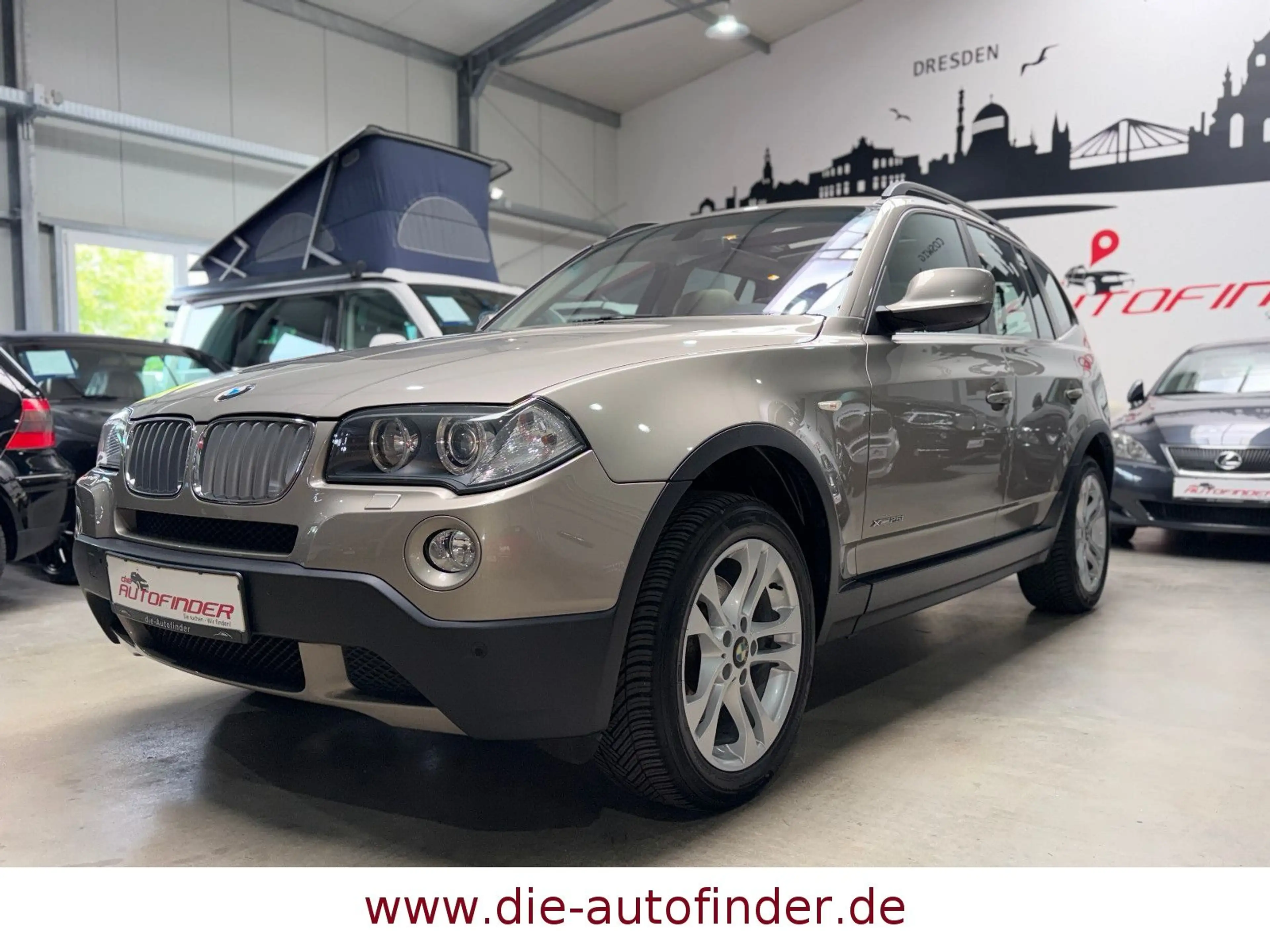 BMW X3 xDrive 25 i Xenon,Leder,Navi,PDC,Panorama,AHK