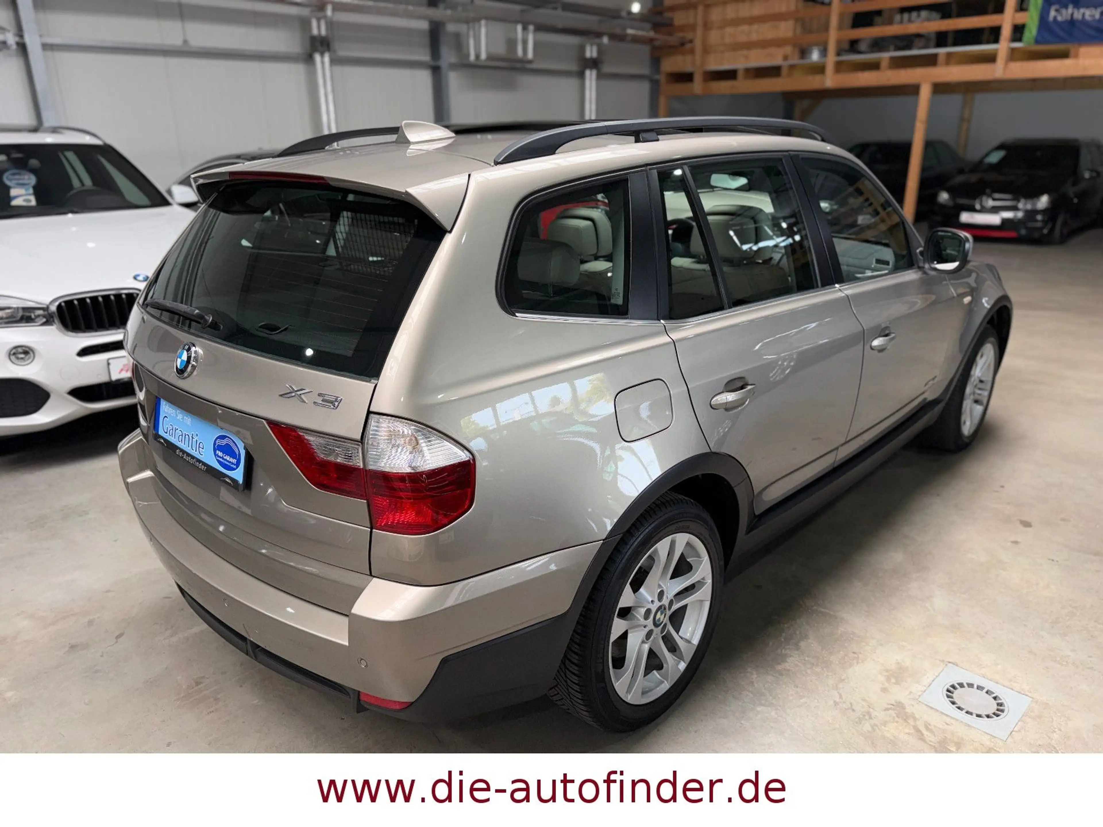BMW X3 xDrive 25 i Xenon,Leder,Navi,PDC,Panorama,AHK — photo 12