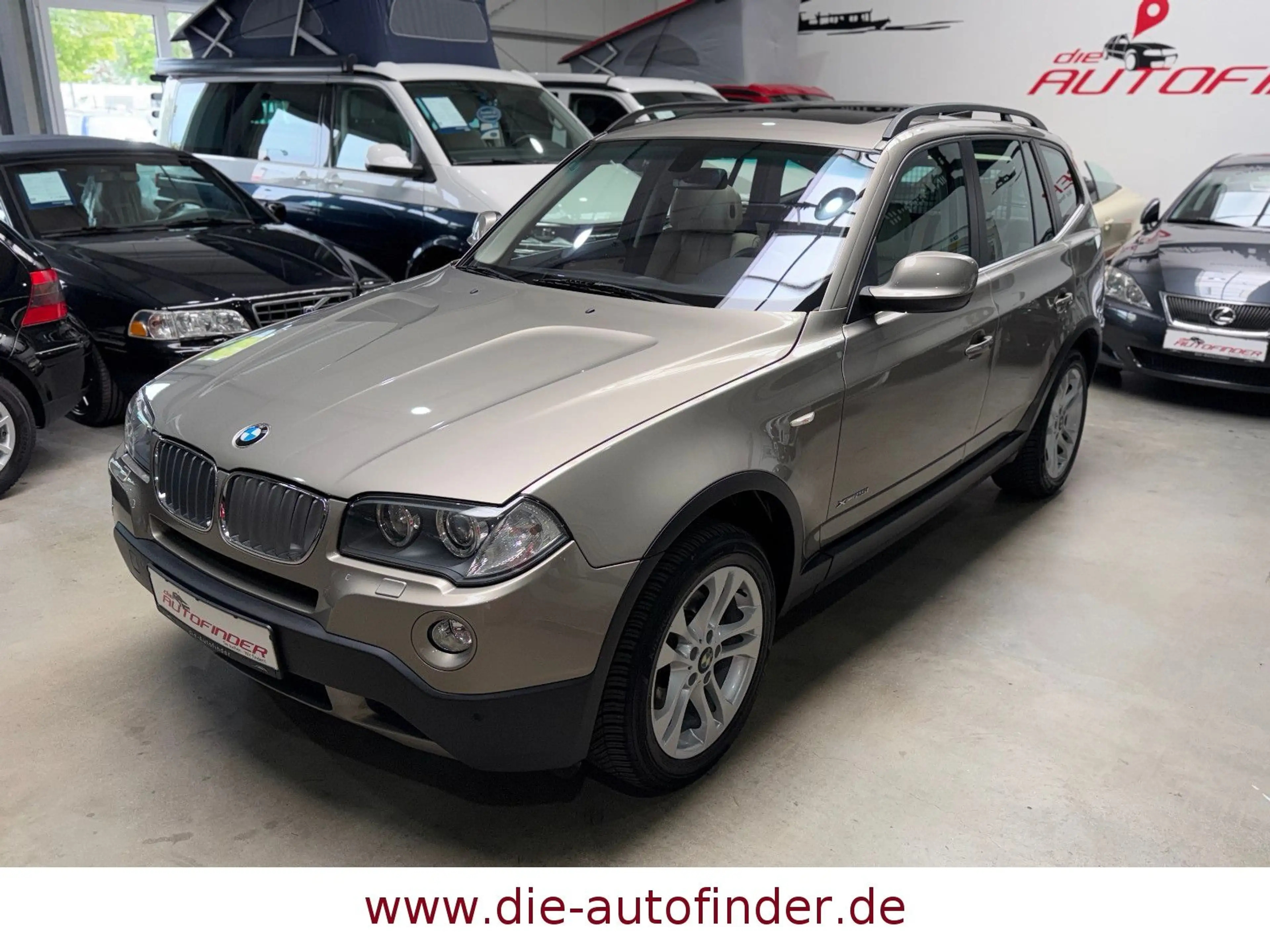 BMW X3 xDrive 25 i Xenon,Leder,Navi,PDC,Panorama,AHK — photo 2