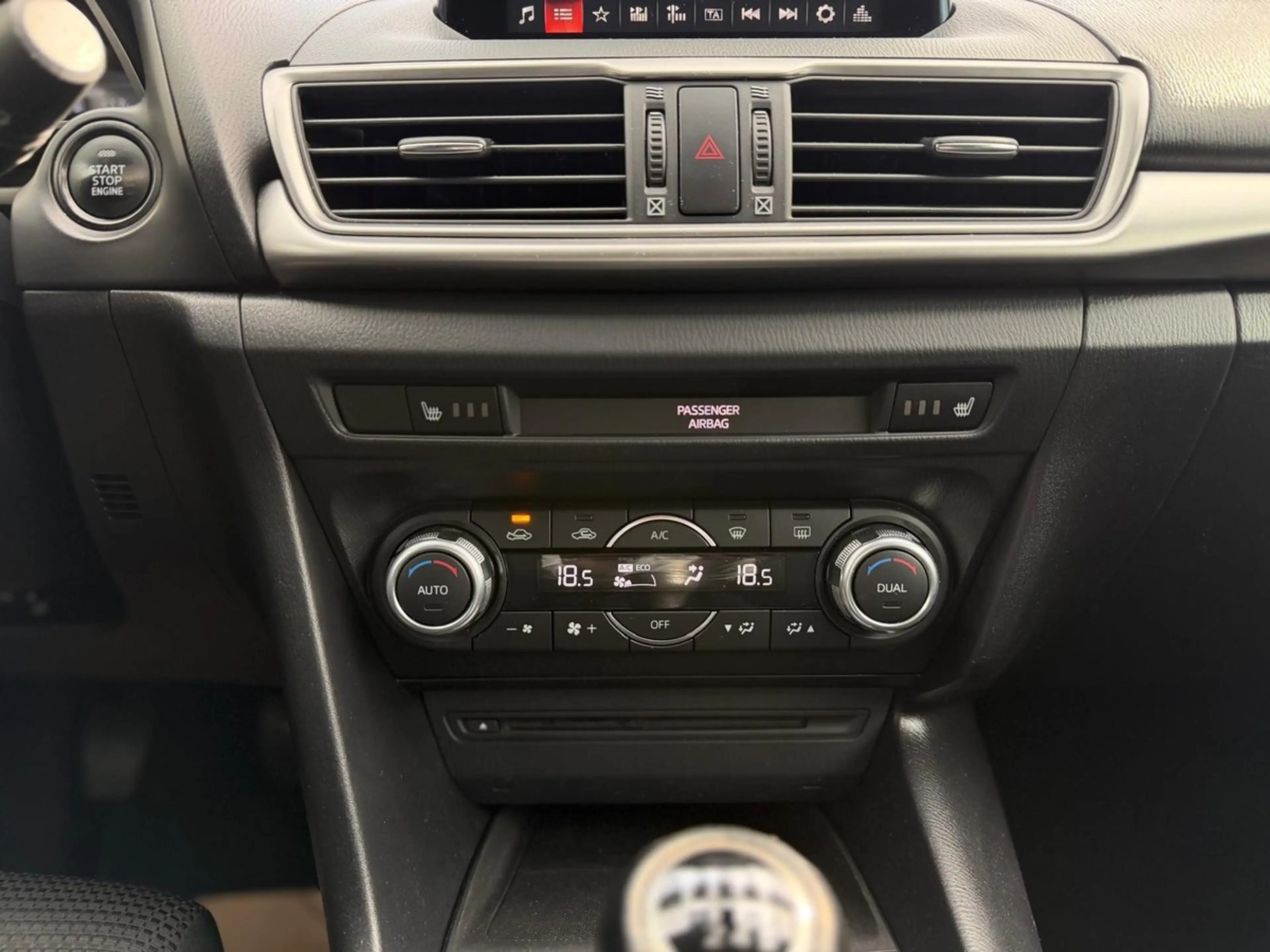 Mazda 3 2.0L 120PS - Anhängerkupplung, Navi, Sitzheizung, — photo 13