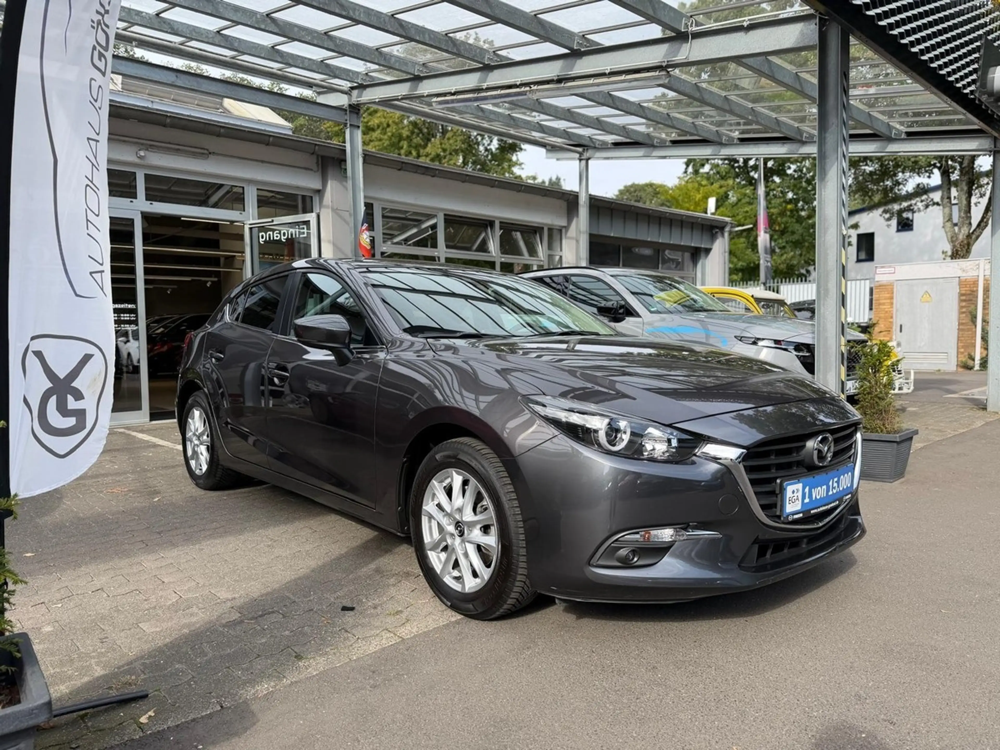 Mazda 3 2.0L 120PS - Anhängerkupplung, Navi, Sitzheizung, — photo 2