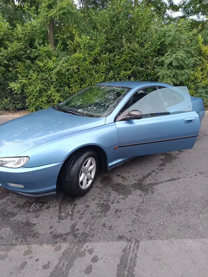 Peugeot 406 Coupé 2.0i, foto 2