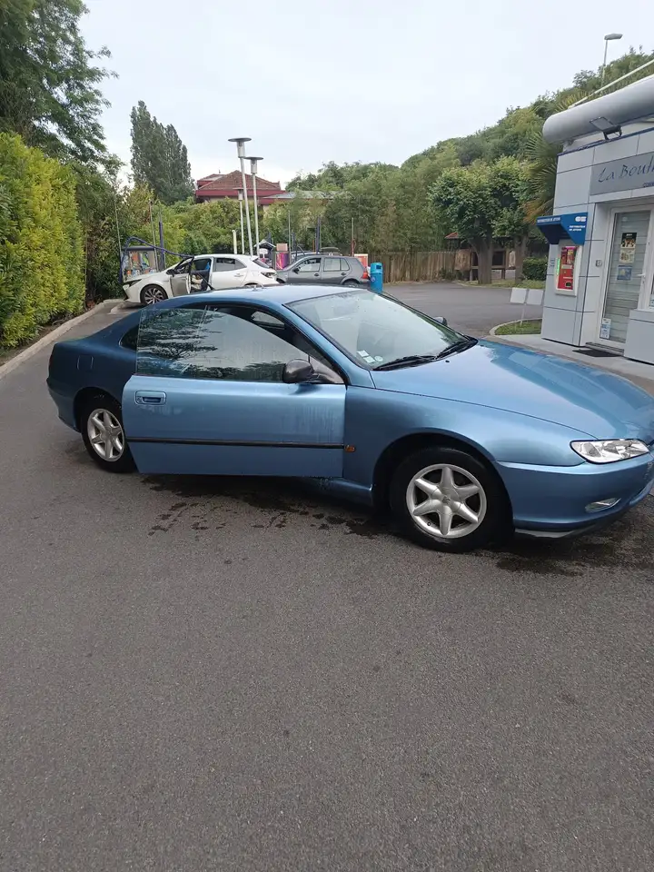 Peugeot 406 Coupé 2.0i, foto 4