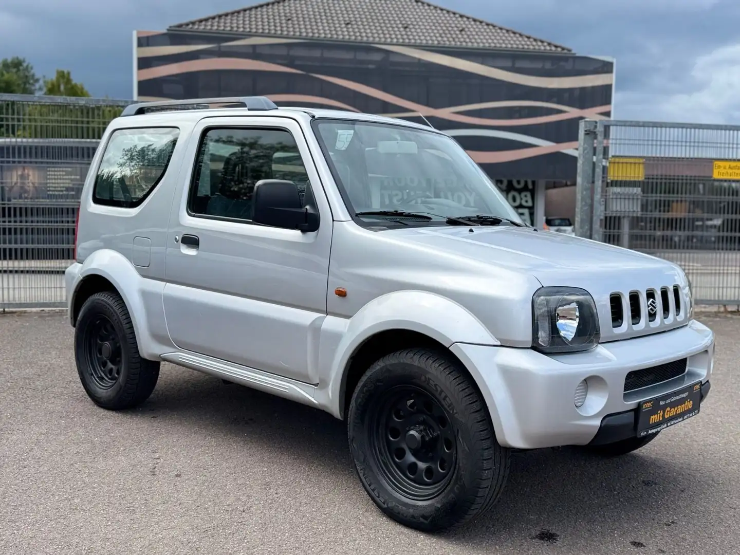 Suzuki Jimny 1.3l Ranger 4X4 Automatik+TÜV neu+AHK Silber - 2