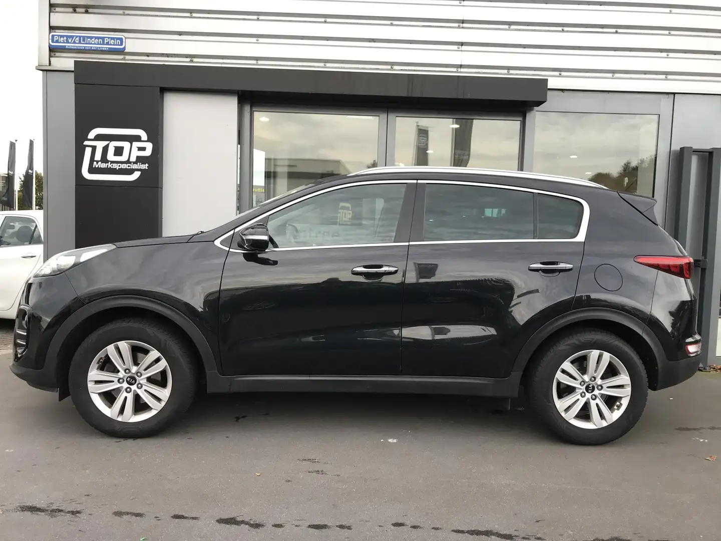 Kia Sportage 1.6 First Edition Trekhaak Noir - 2