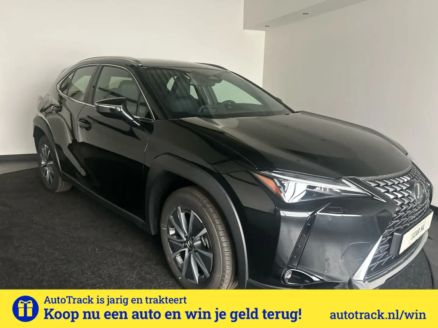 Lexus UX 300e Business Line 73 kWh | Nieuwprijs € 55.100,00, 45% Zwart - 1