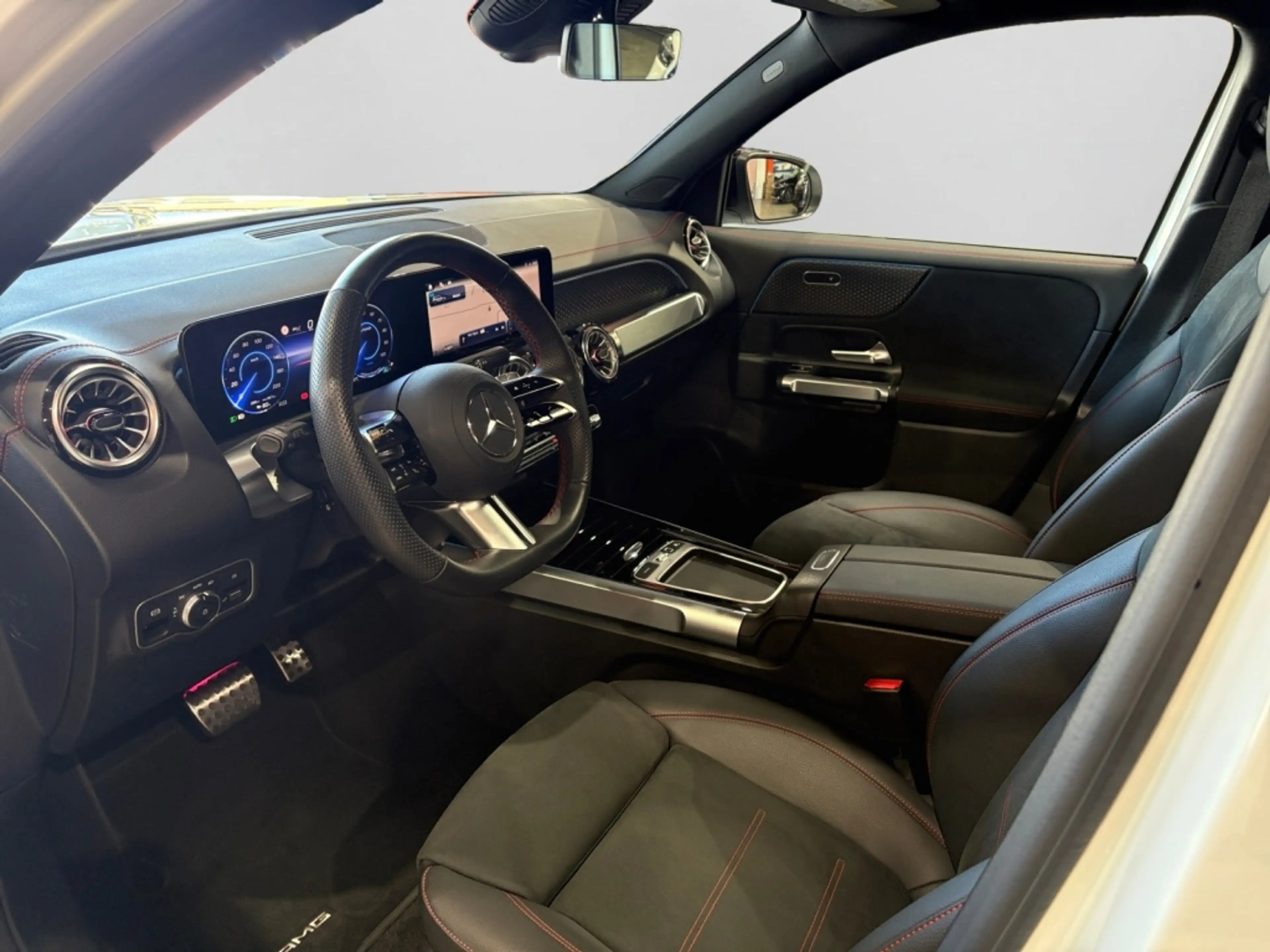Mercedes-Benz EQB 350 4MATIC AMG|NIGHT|AMBIENTE|MBUX|SHZ|360° — photo 11