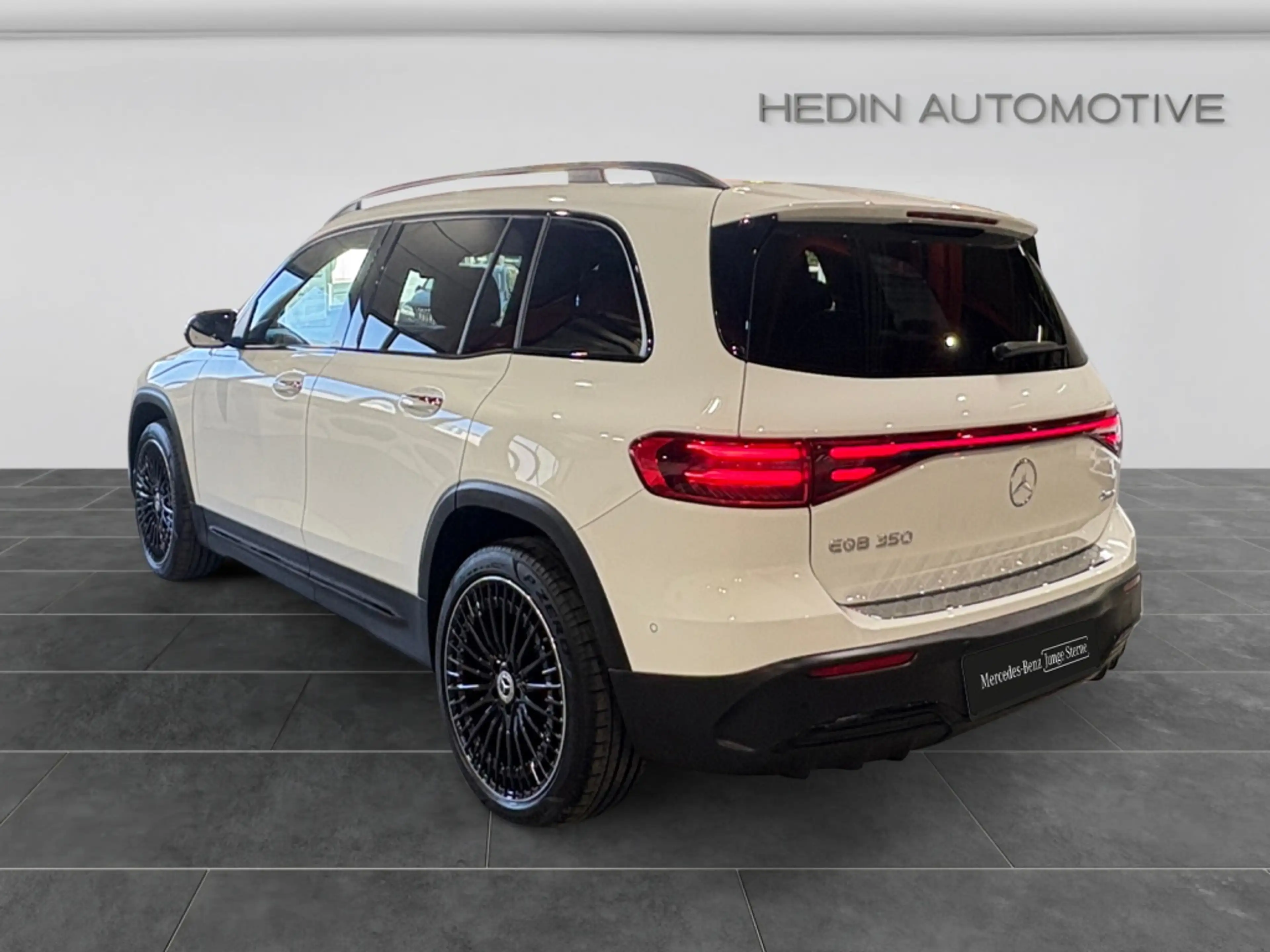 Mercedes-Benz EQB 350 4MATIC AMG|NIGHT|AMBIENTE|MBUX|SHZ|360° — photo 5